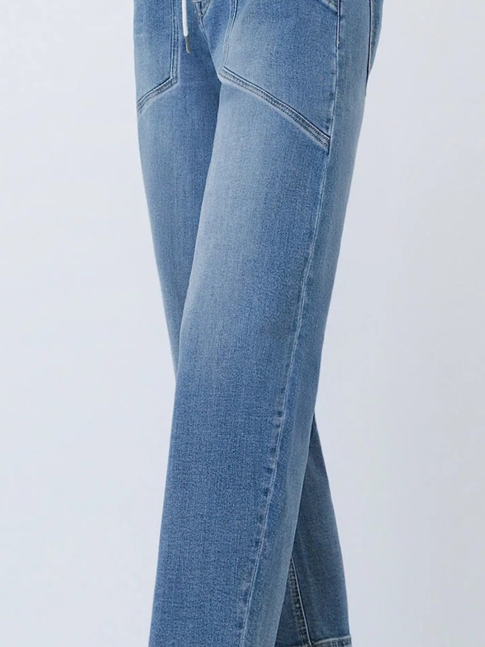 Brand new with tags Vervet Kate Barrel Leg Jeans in size 26.